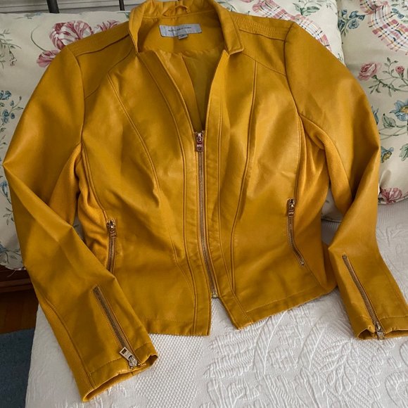 Women's Marc Leather Jacket - Picture 2 of 3